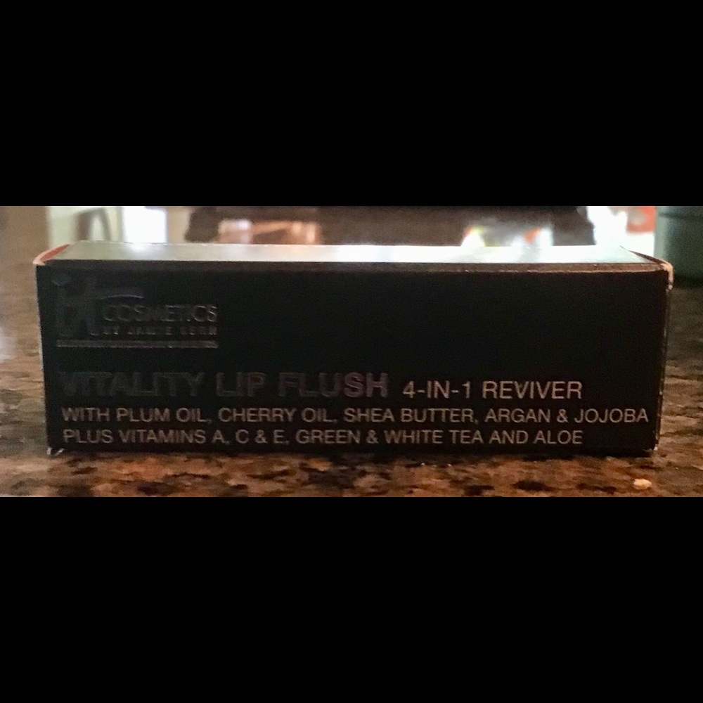 Vitality Lip Flush
